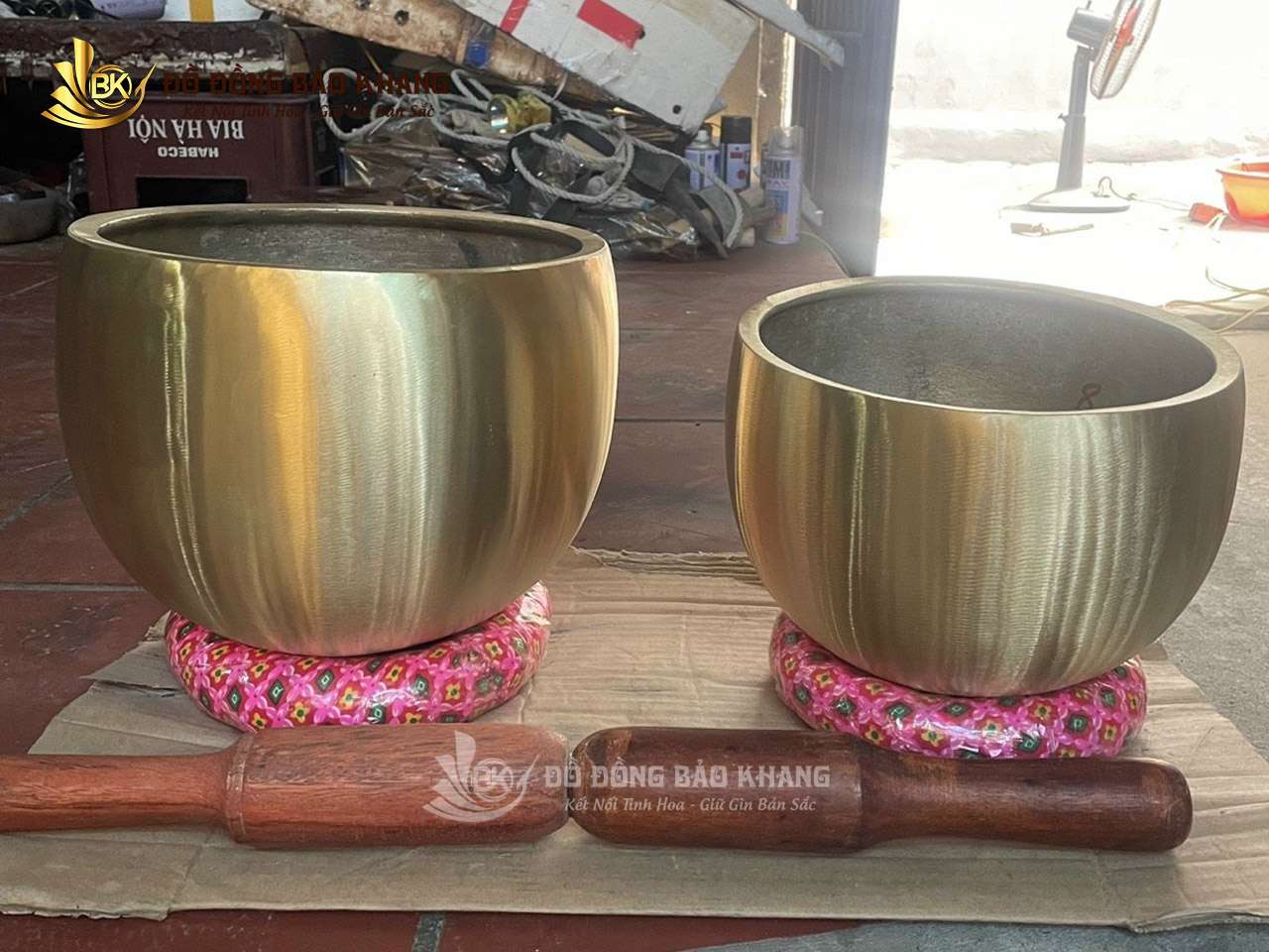 Chuông bát bằng đồng