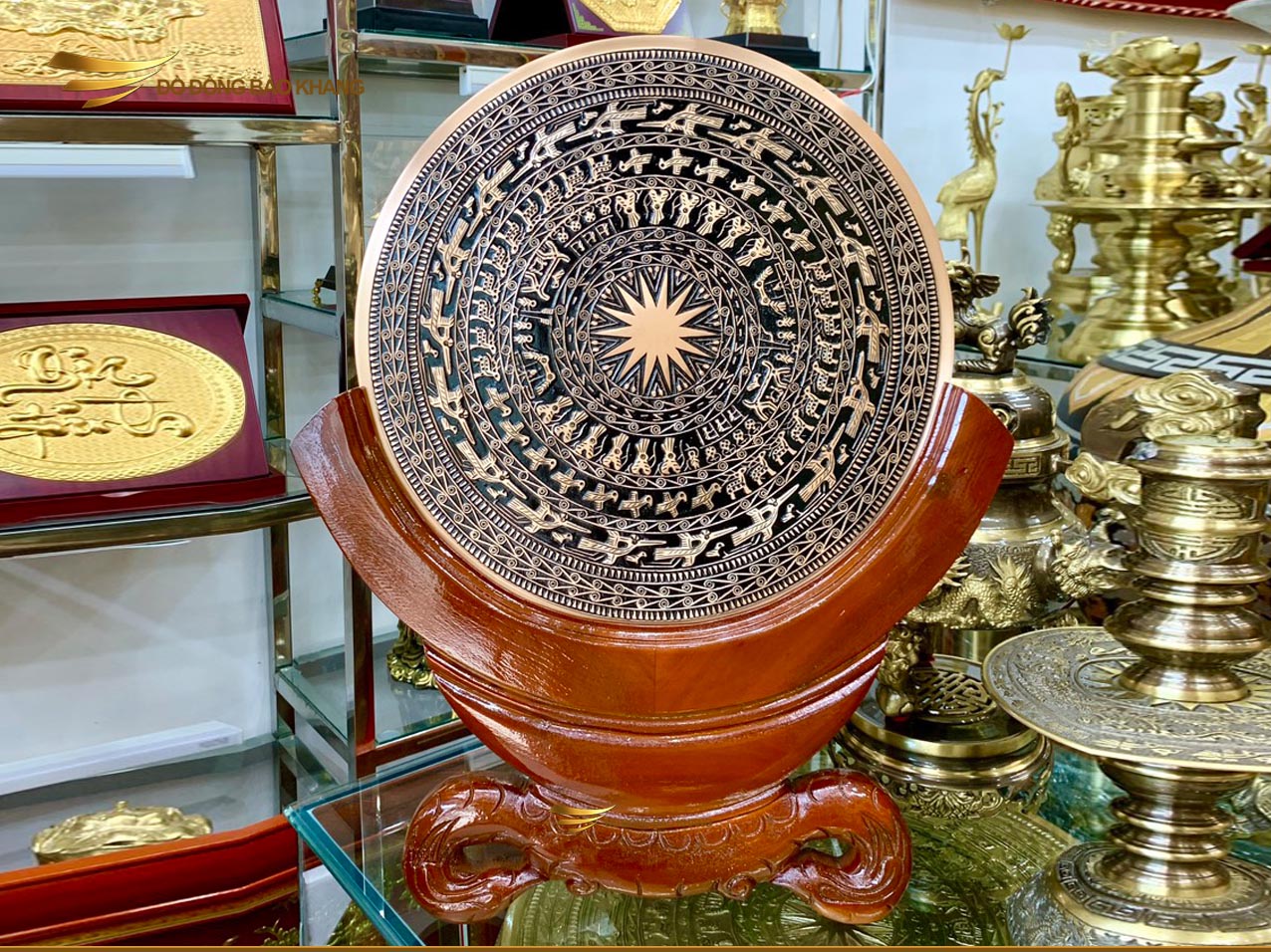 Tranh trống đồng đông sơn đúc thủ công