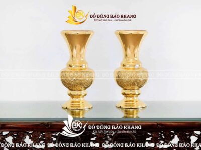 Lọ hoa bằng đồng vàng bóng