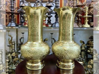 Đôi Lọ Hoa Dáng Củ Tỏi Chế Tác Từ Vỏ 152li