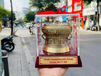 Quà Tặng Quả Trống Đồng Lưu Niệm Màu Cổ