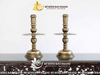 Đôi Chân Nến Trơn Bằng Đồng Màu Công Nghệ Giả Cổ Cao 42cm